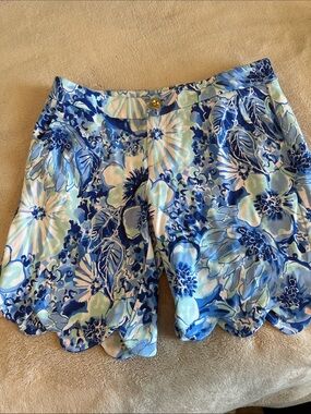 Lilly Pulitzer shorts size 00